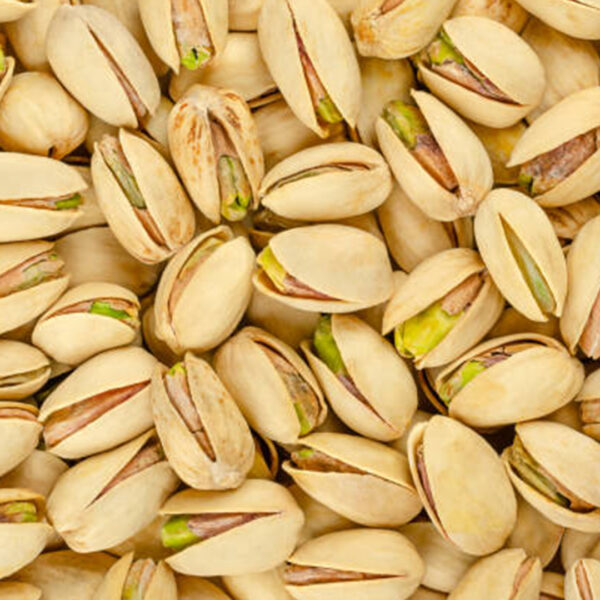 Pistachu with shell